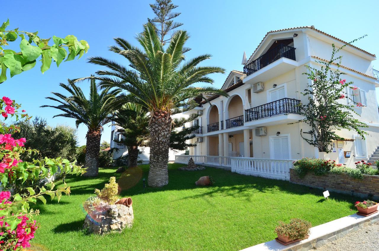 Panorama Studios & Apartments Amoudi Esterno foto