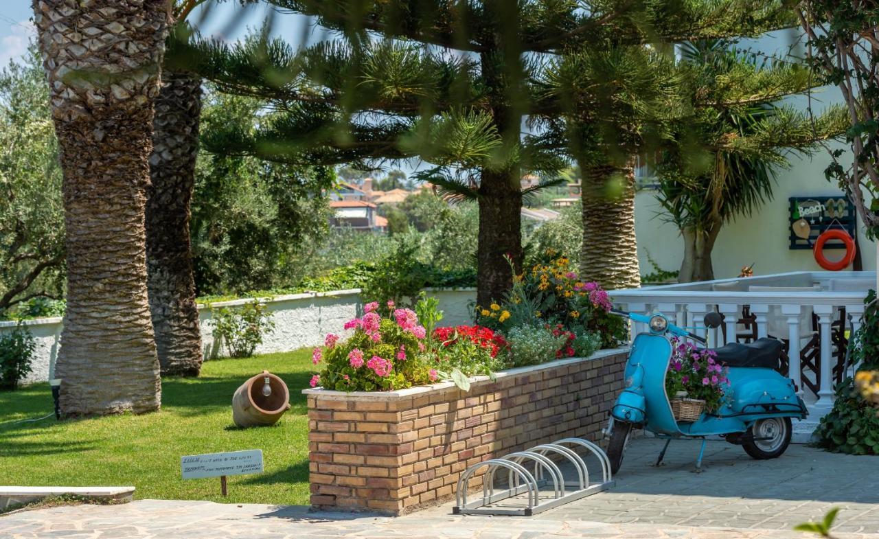 Panorama Studios & Apartments Amoudi Esterno foto