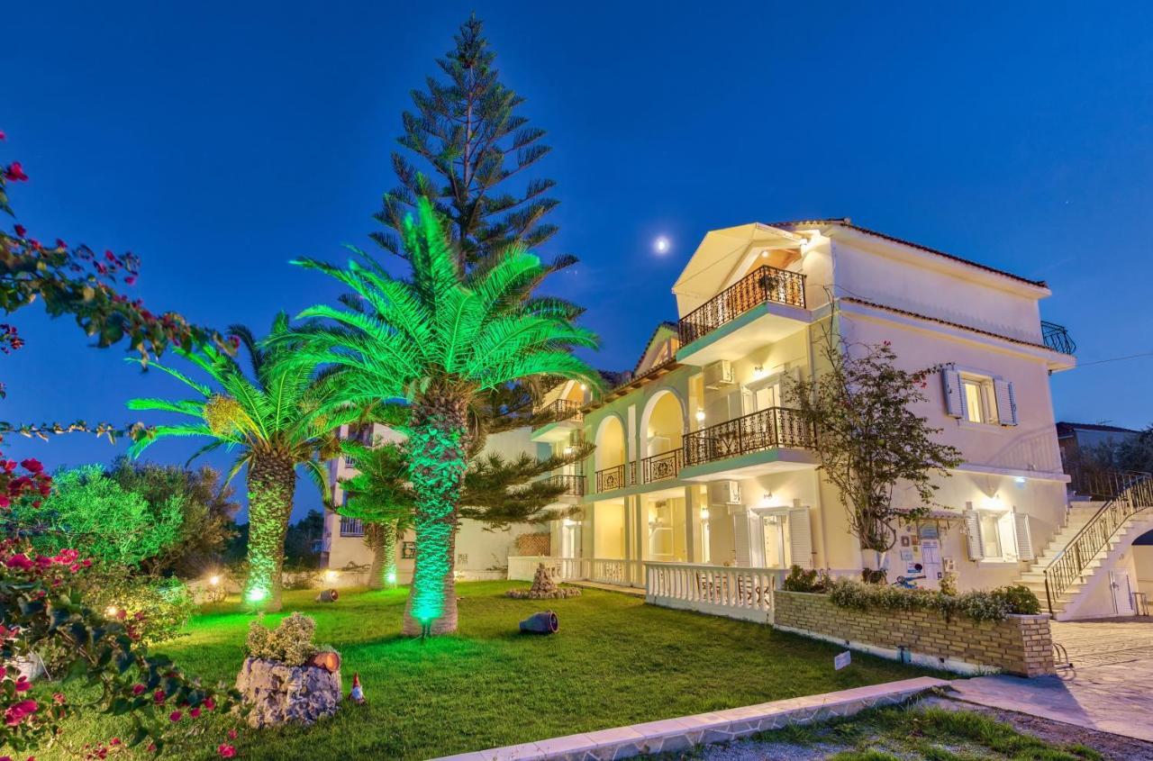 Panorama Studios & Apartments Amoudi Esterno foto